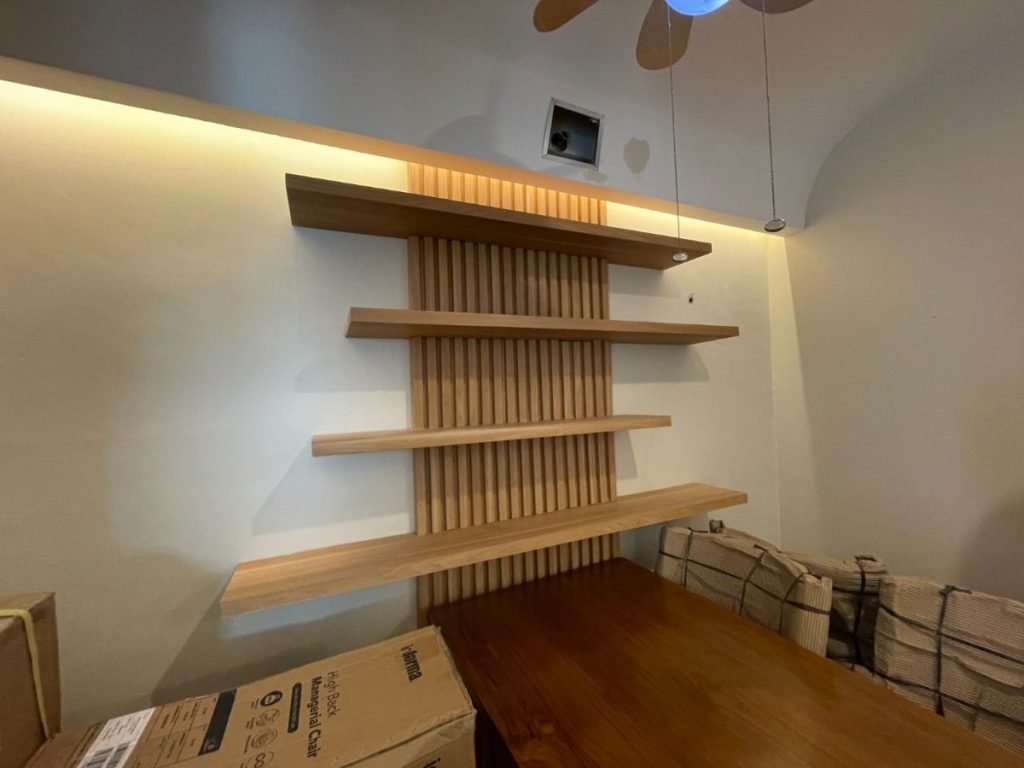 Apartemen Student Castle Dining Room